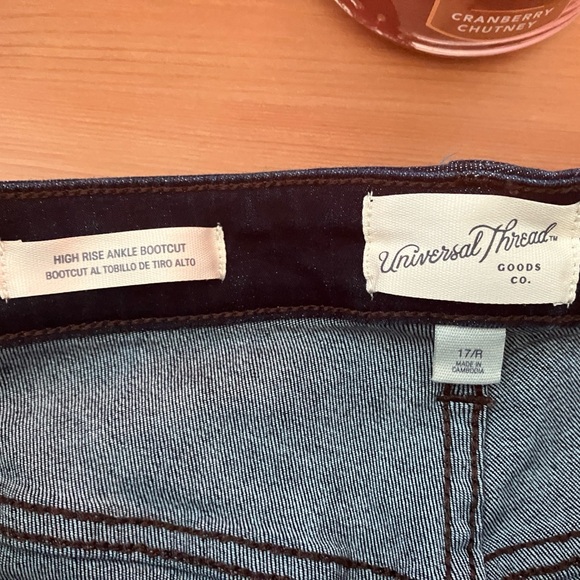Universal Thread Dark Wash Ankle Bootcut Jeans Size 17 New With Tags - Picture 5 of 11